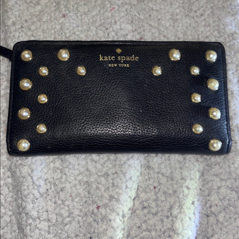 Kate Spade Pebble Leather Stacy Serrano Pearl Wallet
